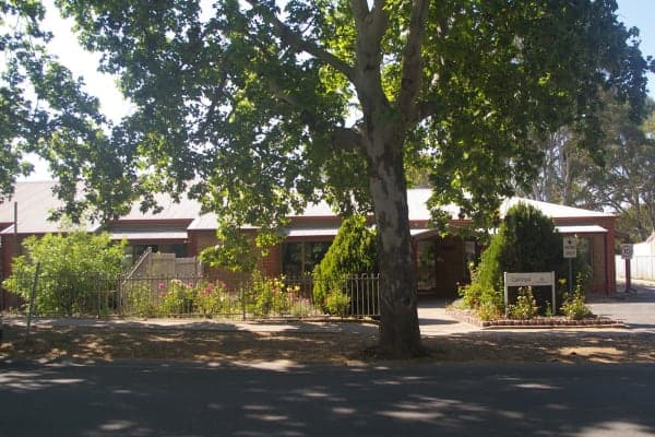 Helping Hand Aged Care - Carinya