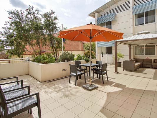 IRT Berala on the Park