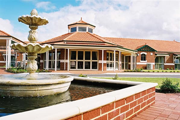 Amaroo Village McMahon Caring Centre